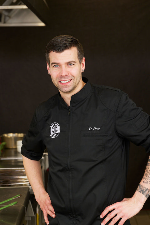 Dominic Pez von Holleracker